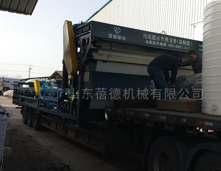 打樁帶式污泥處理設(shè)備